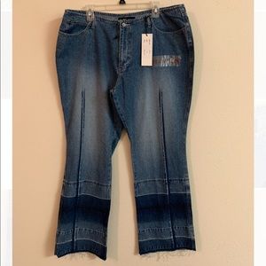 3/15$ NWT Fit & Flare size 20 Revolt Jeans co.
